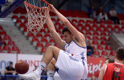 Žižić koš do double-doublea, Bender zabio 10 Mavericksima