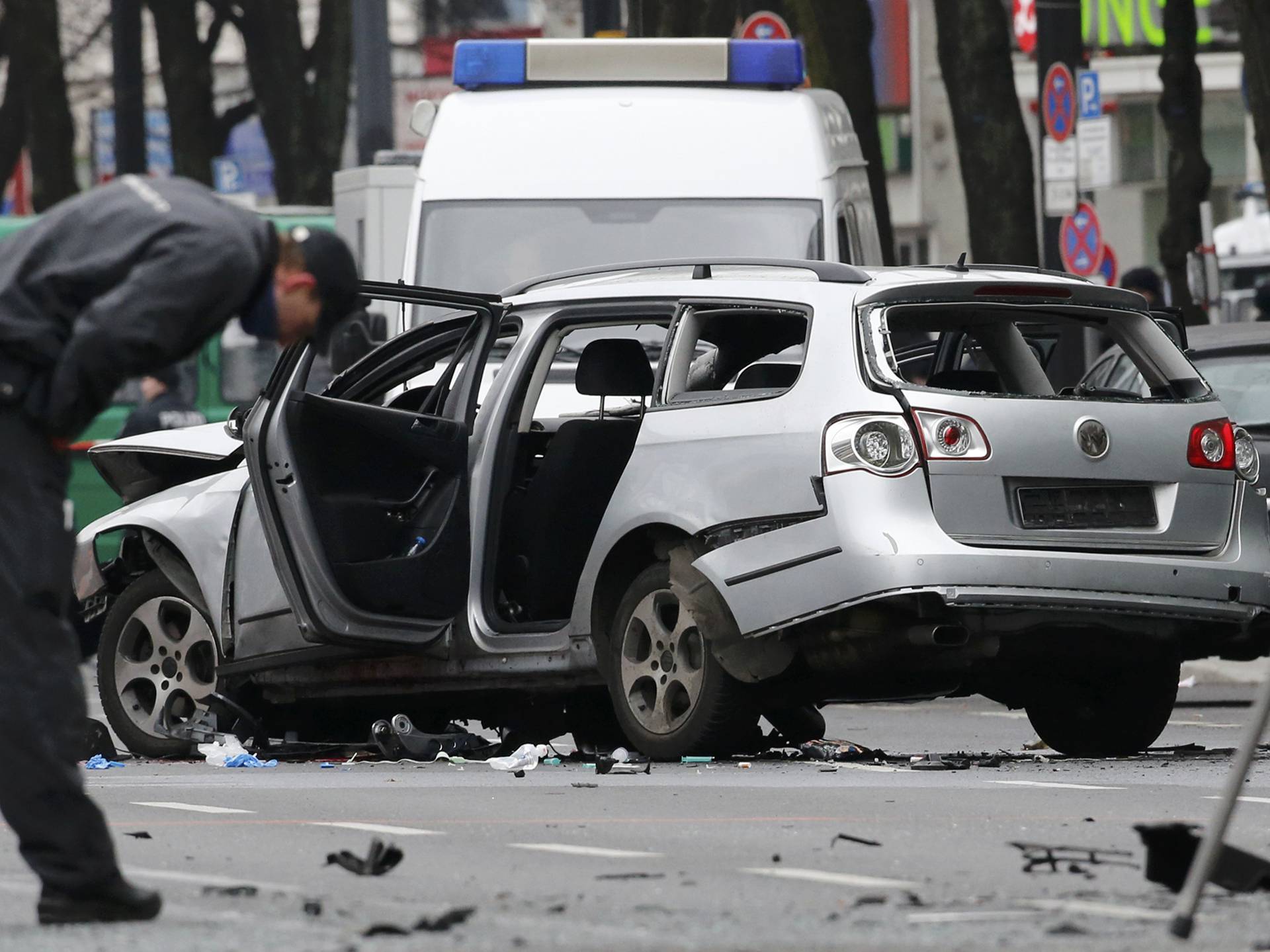 U Berlinu je eksplodirala auto bomba, poginuo je muškarac