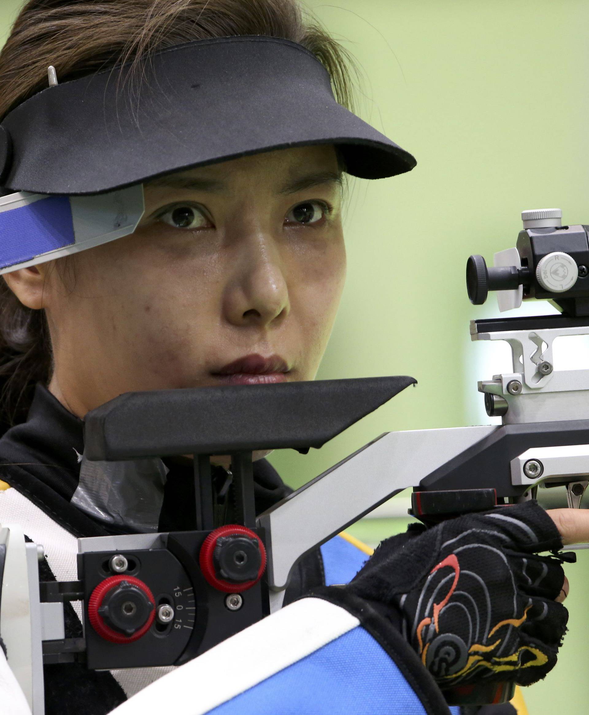2016 Rio Olympics - Shooting - Preliminary - Women's 10m Air Rifle Qualification