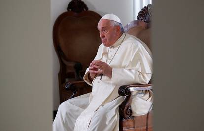 Papa: Ekstremni vremenski uvjeti su Zemljin krik agonije
