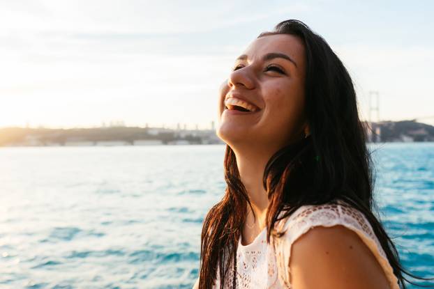 Ovih sedam navika sretni ljudi prakticiraju gotovo svaki dan