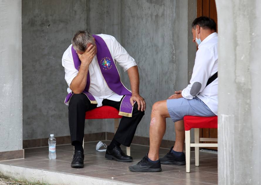 Vrpolje: Uz poštivanje svih epidemiolških mjera obilježen blagdan velike Gospe