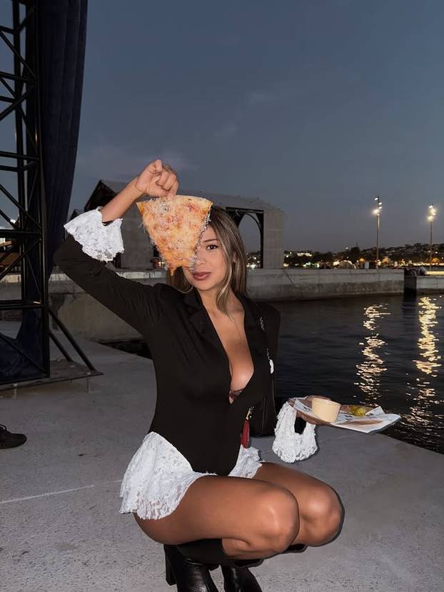 FOTO Turska influencerica upala u probleme zbog zavodljivog imidža: 'Slavim ženstvenost'