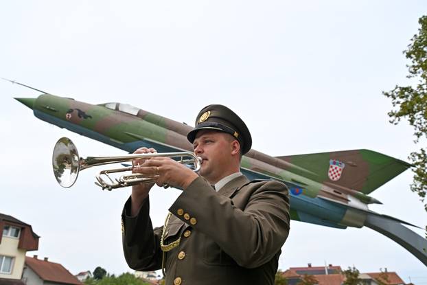 FOTO U Gornjoj Stubici održali 28. Susret za Rudija, herojskog pilota iz rata. Pogledajte fotke