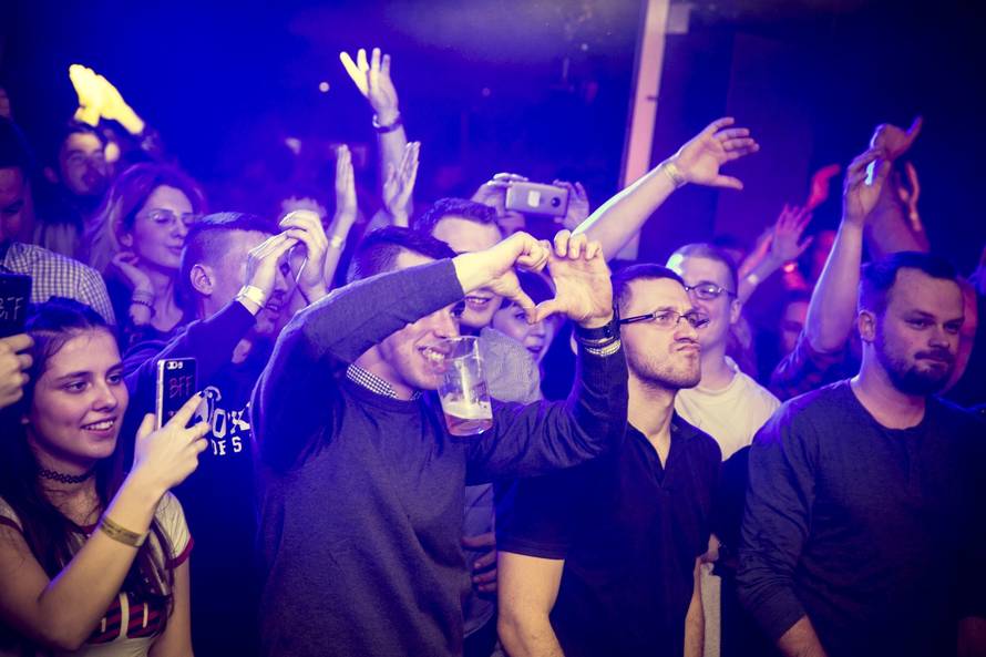 Minea i Ivana Banfić razvalile: 'Vratile ste nas u devedesete...'