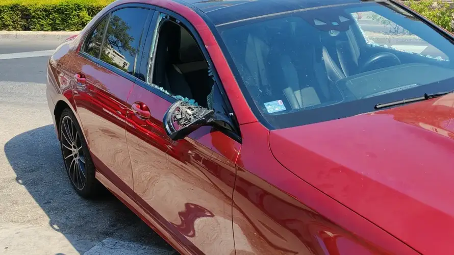 Šestorica uhićena zbog napada na Srbe u Dubrovniku: Tukli ih palicama, razbili im i auto