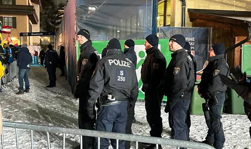 Policajci s dugim cijevima su posvuda na skijaškom SP-u: Ma, to je sve zbog Lindsey Vonn