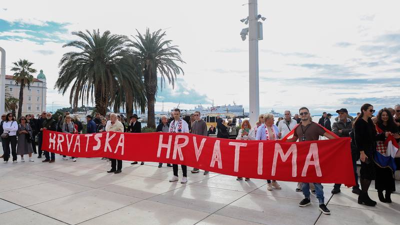 U Rijeci čekali srpske karatiste, u Zagrebu oskvrnuli spomenik, u Splitu 'tjerali' strane radnike