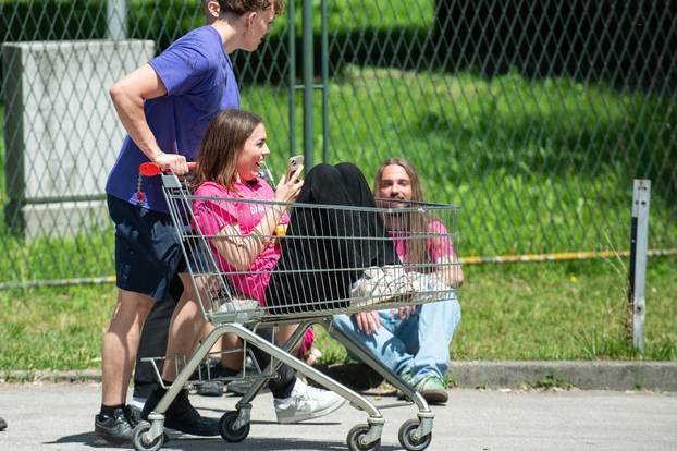 Zagrebački maturanti svoje slavlje nastavljaju na Bundeku