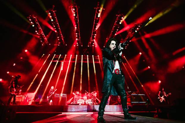 Zagreb: Koncert benda Hollywood Vampires u Areni