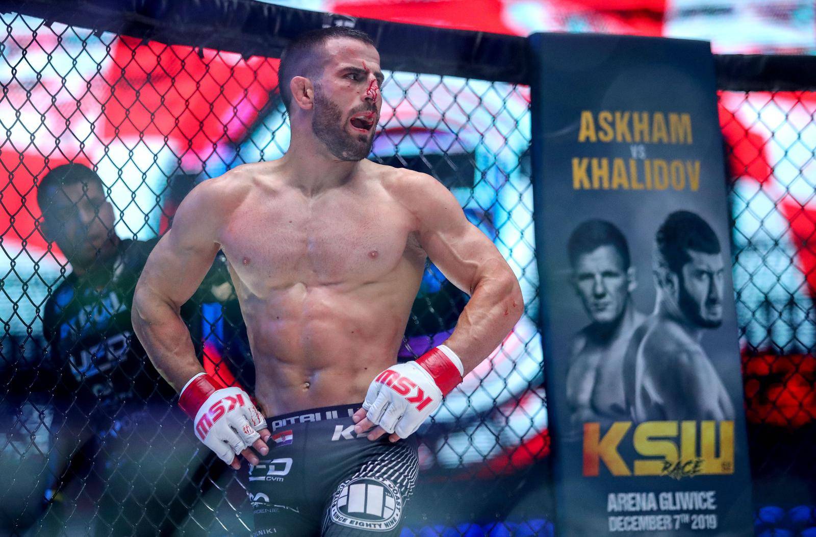 Zagreb: Borilački spektakl KSW 51, Antun Račić - Damian Stasiak