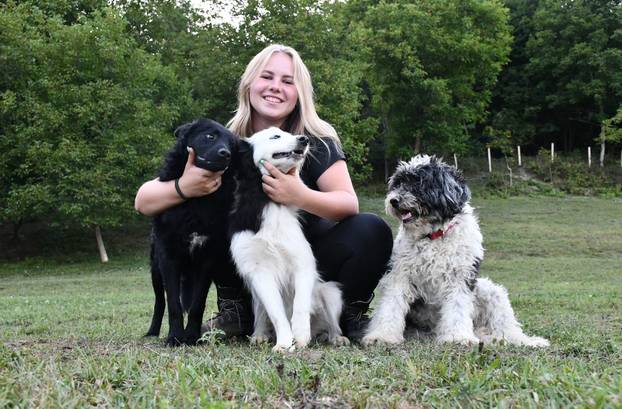 FOTO Kokoši, peseki, konji... Evo što sve skriva Enin ranč pun ljubavi: 'Oni su moji ljubimci!'