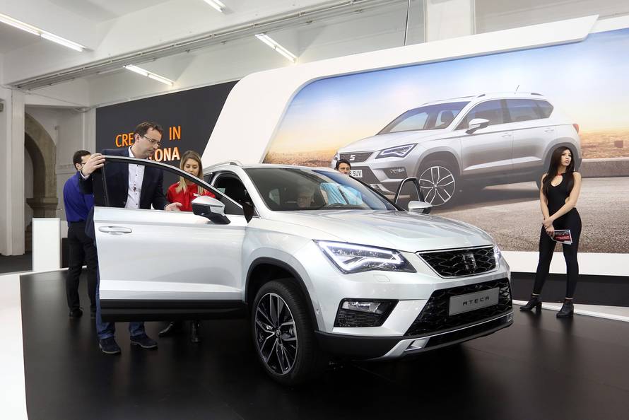 Zagreb Auto Show: Prvi dan 'planuo' BMW od 932.000 kn