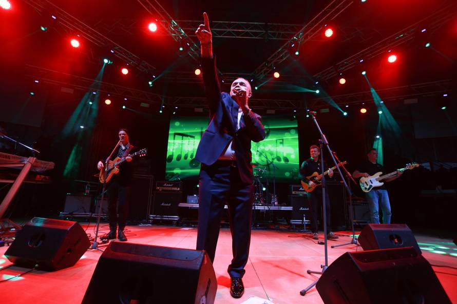 Frankfurt: Mate BuliÄ odrÅ¾ao koncert na Hrvatskoj noÄi