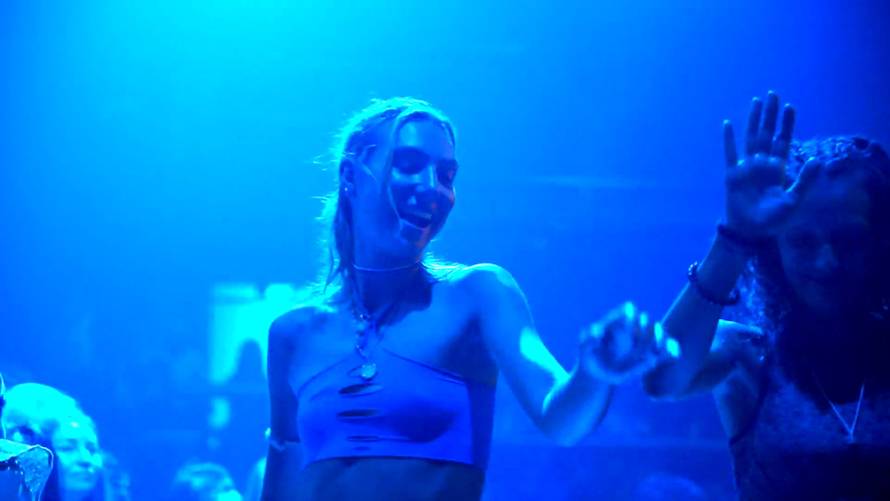 Plavi tim u 'Survivoru' postao atrakcija u noćnom klubu, Nika radila špage :'Spektakularno!'