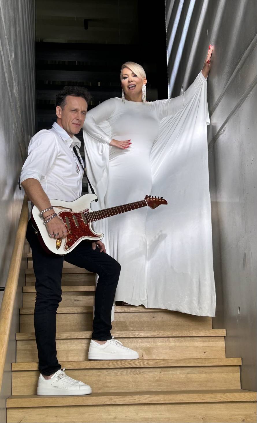 Indira i Dženan Lončarević su snimili duet:  'Na prvo slušanje smo znali da je to to. Ponosna!'