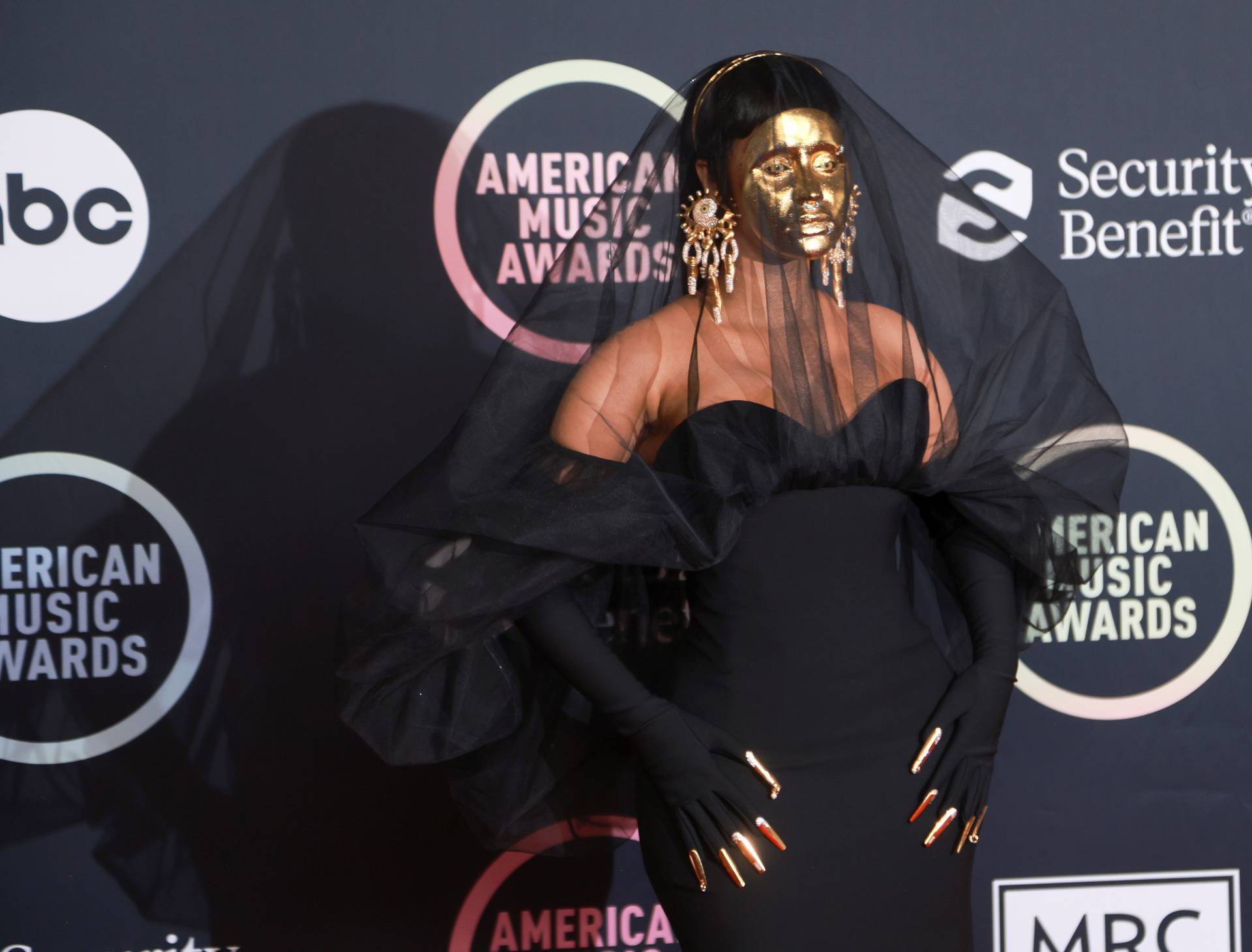 2021 American Music Awards Arrivals at the Microsoft Theater in Los Angeles