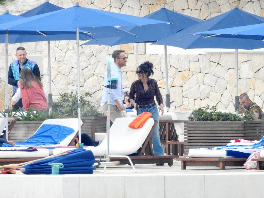 Ryan objavio prvu fotografiju iz Rovinja sa svojim dvojnikom...