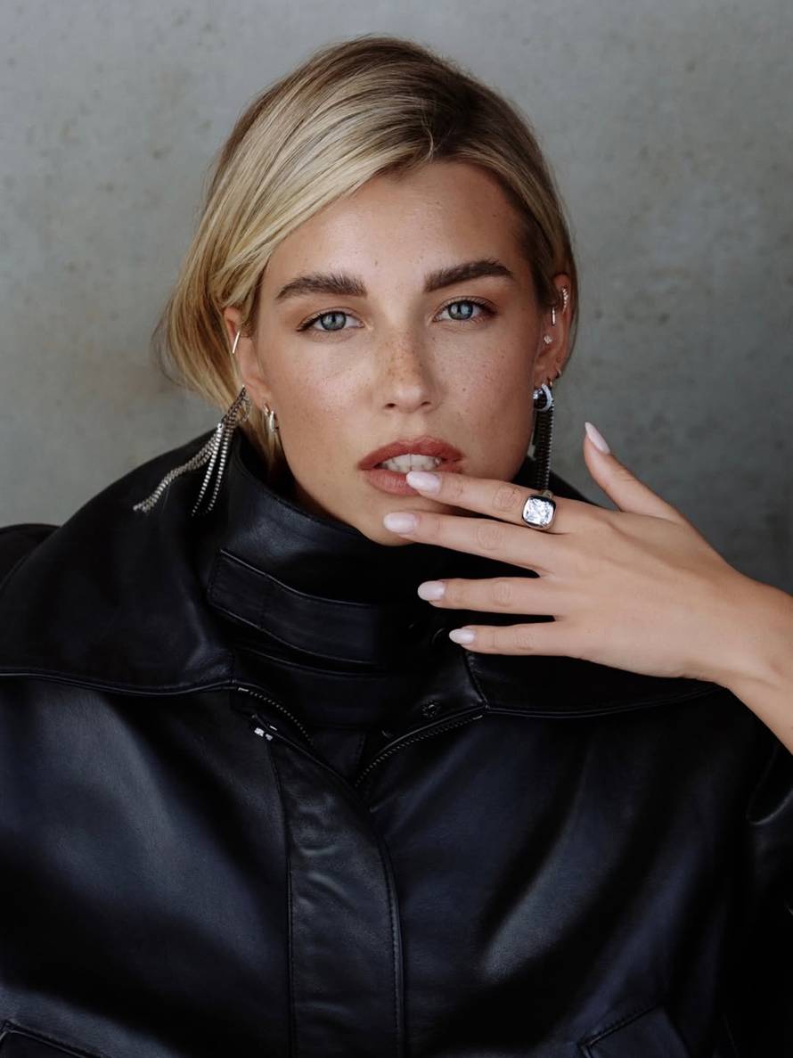 Na Baliju se zaručila naša lijepa manekenka Elena Dizdar