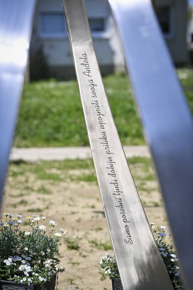 Daruvar: Igralište koje je posvećeno djevojčici Mireli, prvom djetetu stradalom u Domovinskom ratu