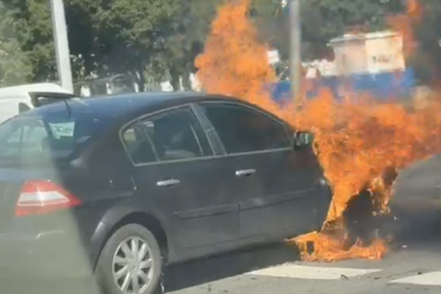 Požar automobila u Zagrebu