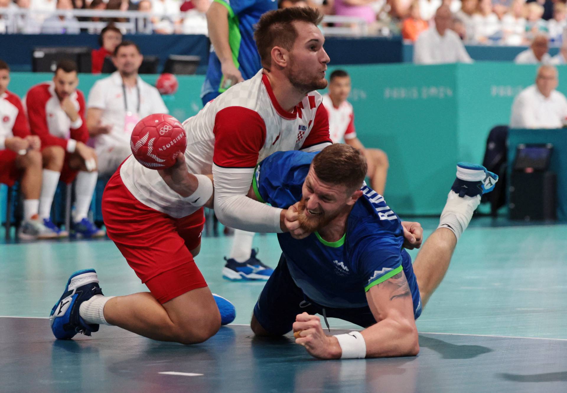 Handball - Men's Preliminary Round Group A - Slovenia vs Croatia