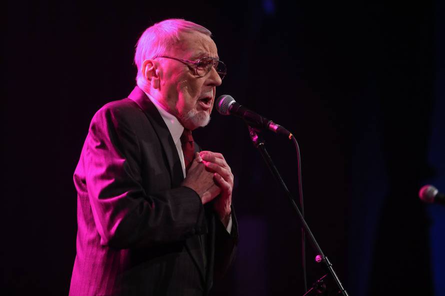 Na današnji dan 1929. rođen je Stjepan Jimmy Stanić, legendarni glazbenik, pjevač i zabavljač