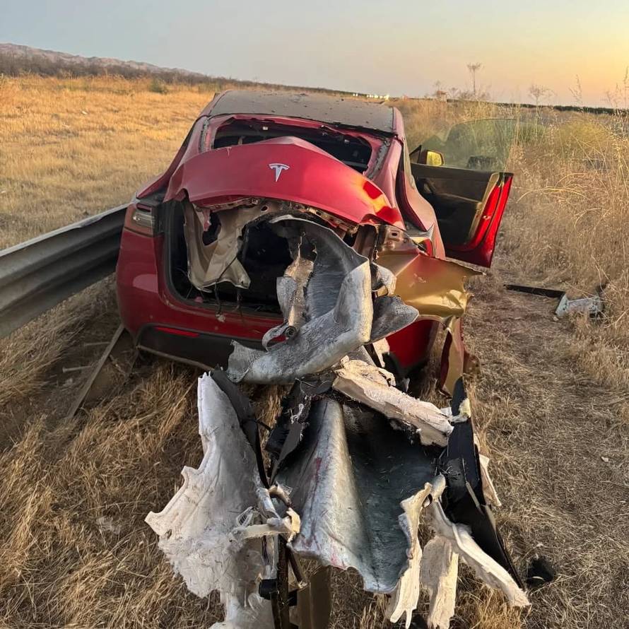 Young driver, 23, demolishes Tesla on 'cruise control' but miraculously survives horror crash