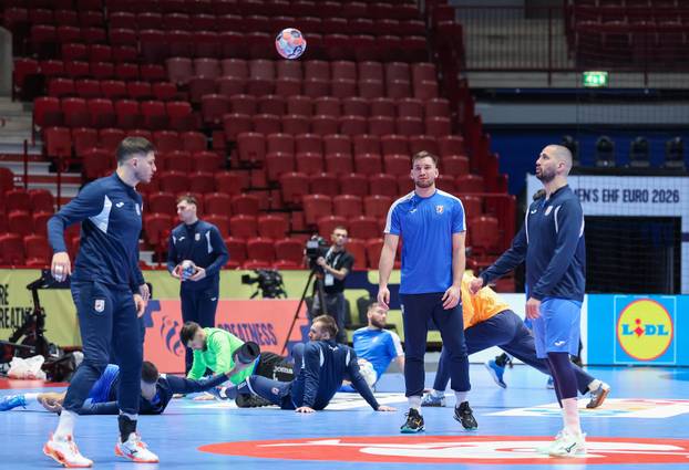 Malmo: Trening hrvatske reprezentacije uoči sutrašnje utakmice protiv Švicarske