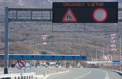 Vozači, oprez: Ceste zatvorene zbog jakog vjetra na Jadranu
