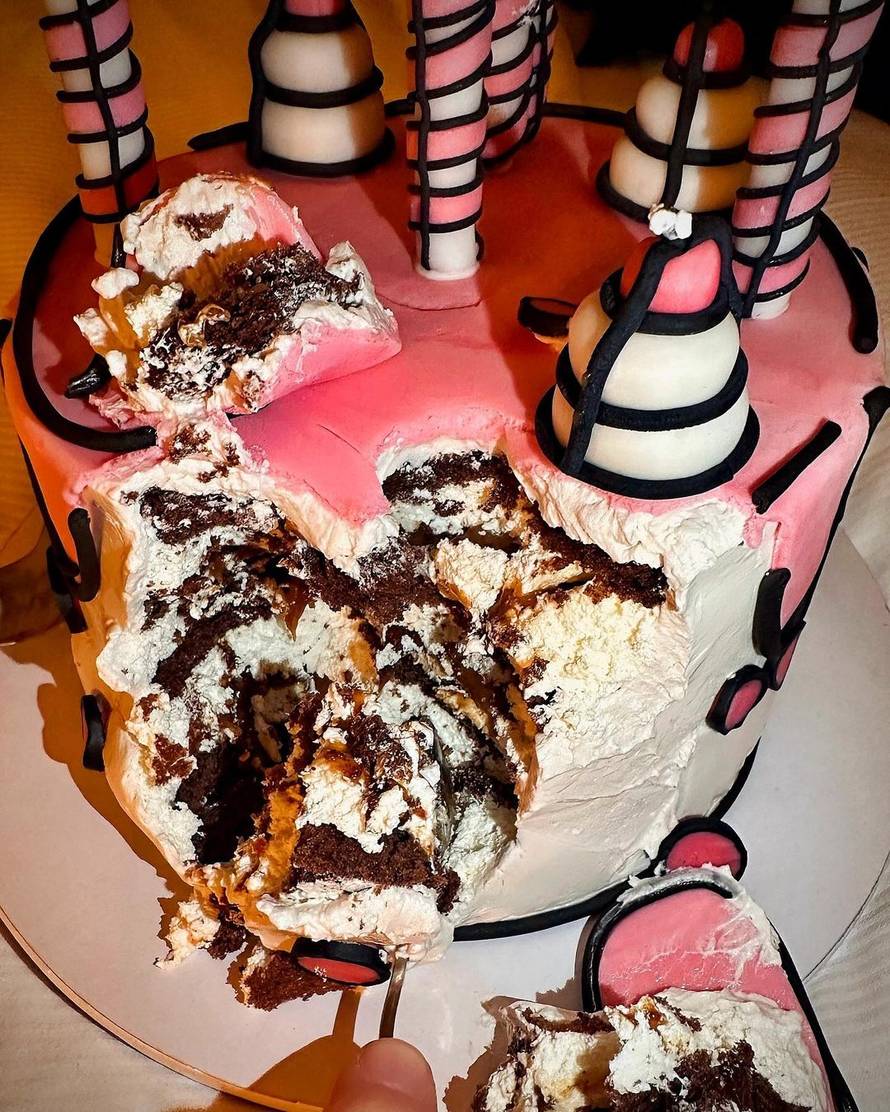 Grubnić pokazao raskošni dom uoči blagdana: 'Božić dolazi!'