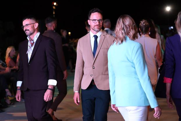 Pula: Modna revija Anje Stehlik