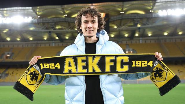 Ljubičić nakon odlaska iz Dinama: Sretan sam što me htio tako veliki klub poput AEK-a...