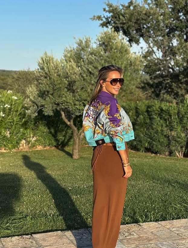 FOTO Maja Šuput voli Versace: Pogledajte njene badiće, luftiće, torbice, papuče i kućni ogrtač