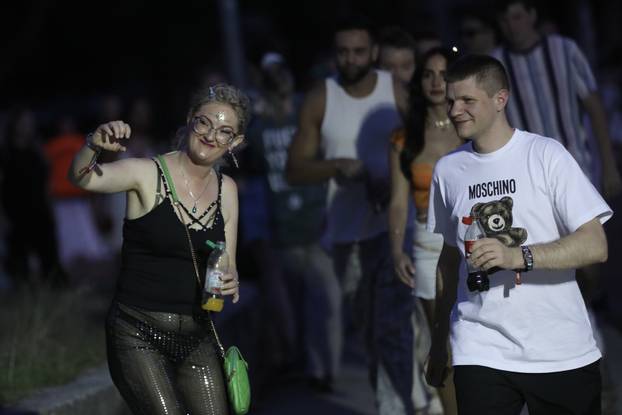 Split: Dolazak partijanera na drugu večer Ultra Europe festivala 2025.