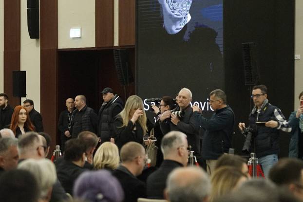 Beograd: Komemeoracija za osnivača i kreativnog direktora Grand produkcije Sašu Popovića