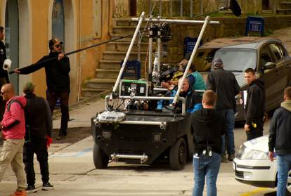 Labin: Oskarovac Eddie Redmayne na snimanju Netflixove serije "Šakalov dan" 