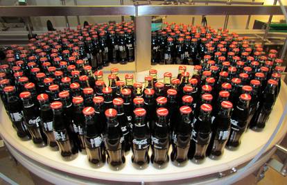 Pronašli 370kilograma kokaina u francuskoj tvornici Coca Cole