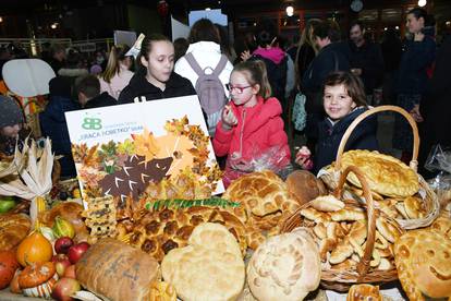 Manifestacija 'Dani zahvalnosti za plodove zemlje - Dani kruha'