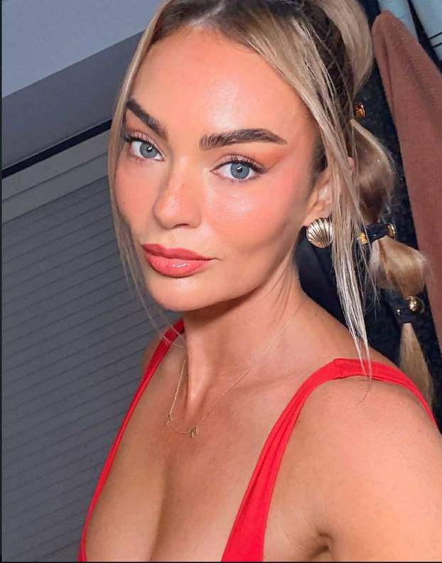 FOTO S 40 godina otkrila sve! 'Cijeli život sam skrivala svoje tijelo, ali sad više ne'