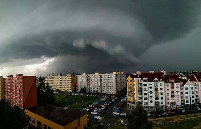 Meteorolozi upozoravaju: Imali smo i u Hrvatskoj tornada, mogući su i češći kad je toplije