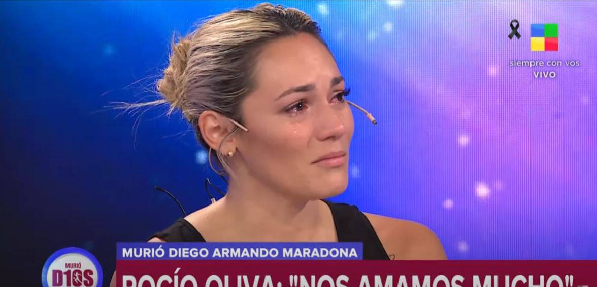 Maradonina bivša plakala pred kamerama: 'Njegova obitelj mi ne da da se oprostim od njega'