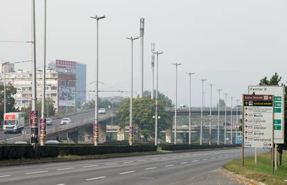 Petljino novo ruho: 'Živjeli smo kao pod svjetlima pozornice...'