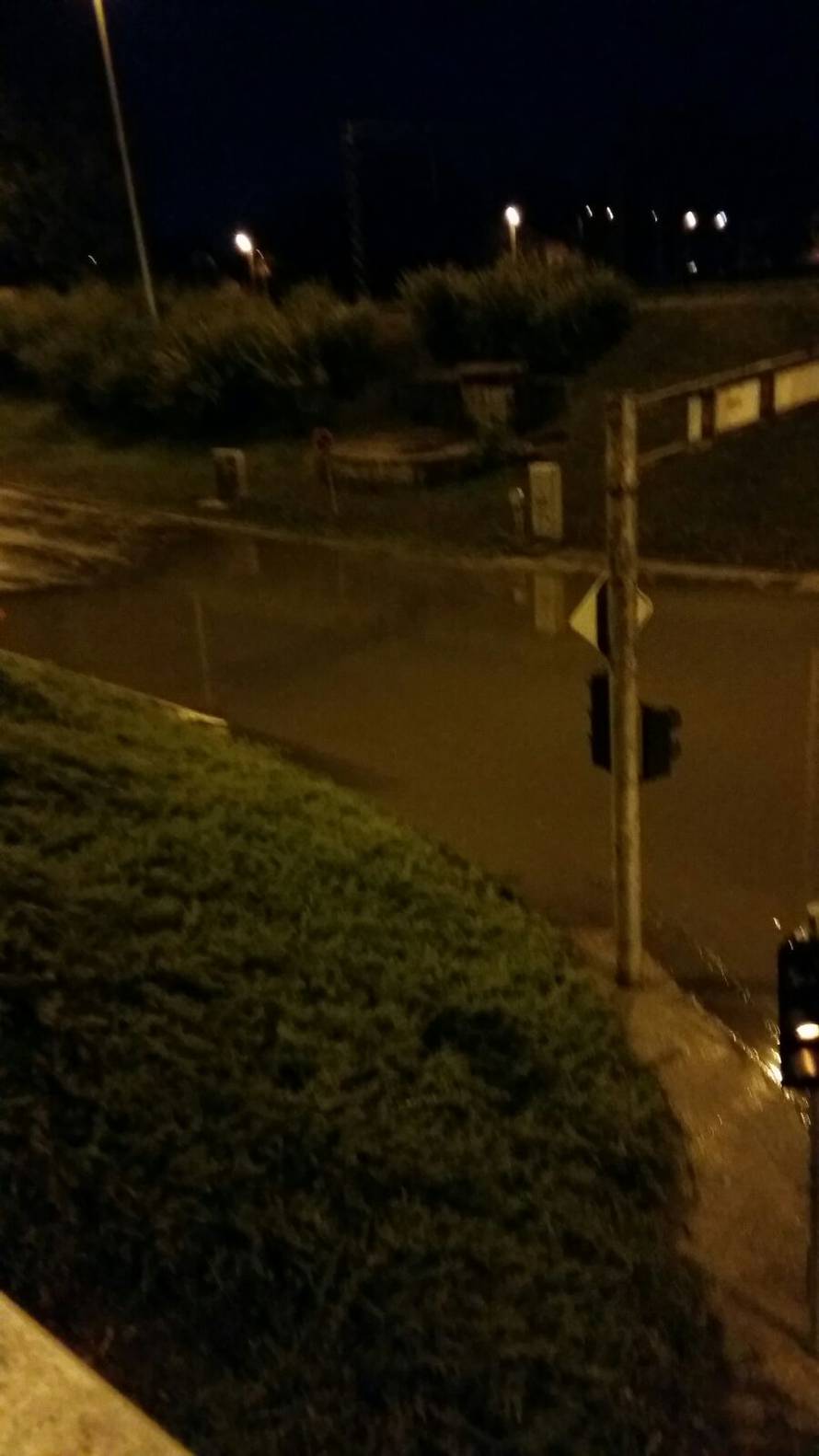 Ulice i podvožnjaci pod vodom: Zagreb pogodilo jako nevrijeme