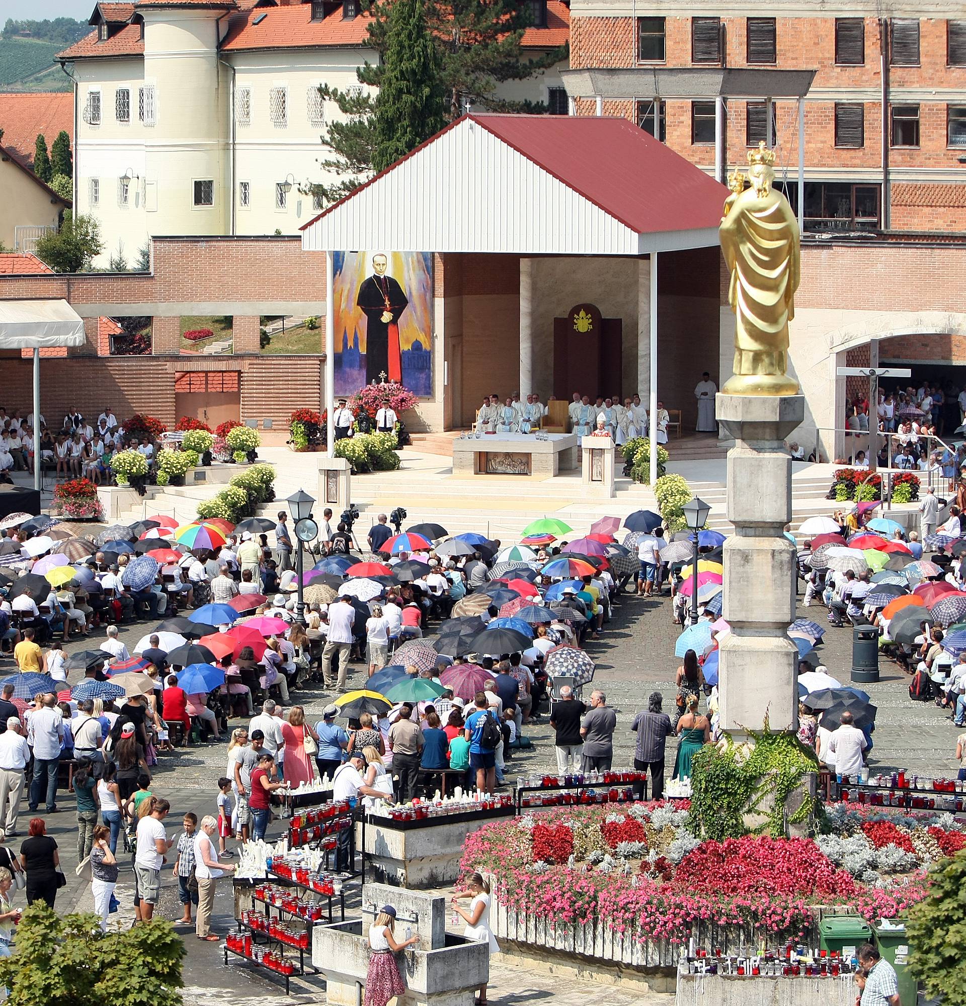 Veliki potencijal: Svetišta su popunjena, a blagajne prazne