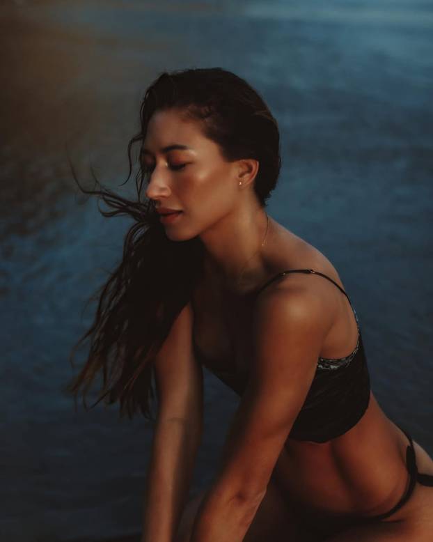 Kažu da Karina ima najseksi noge Instagrama, što vi mislite?