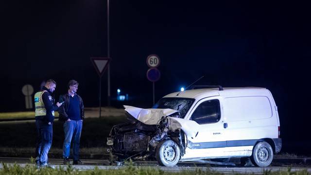 Zagreb: U sudaru dva automobila u blizini Zračne luke jedna je osoba poginula