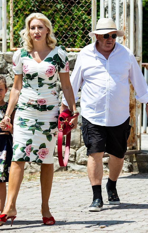 Split: Željko Kerum s obitelji stigao na glasovanje