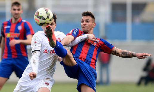 Hajduk se još želi pojačati: 'Bili' žele vratiti Dinu Mikanovića