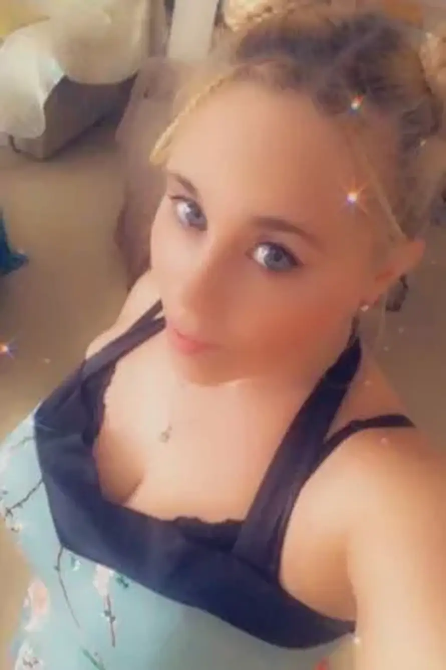 'Opasna je': Izdali tjeralicu za njom! Nosila hidžab, a pištolj joj se zaglavio prilikom atentata